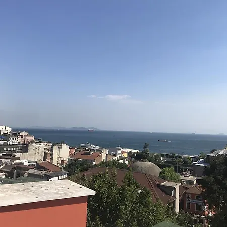 Miray Apart Sultanahmet 3*