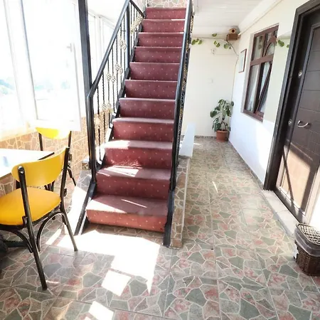 Miray Apart Sultanahmet 3*