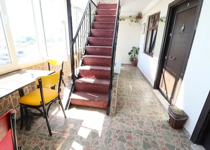 Miray Apart Sultanahmet 3*